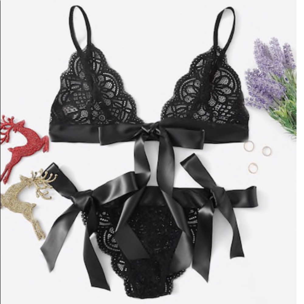 ‘Georgina’ black lace tie lingerie set